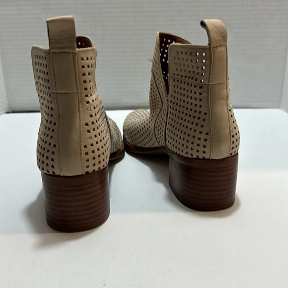 Franco Sarto heeled ankle boots size 6.5 - Picture 2 of 5